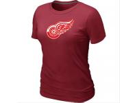 NHL Women's Detroit Red Wings Big & Tall Logo T-Shirt - Red