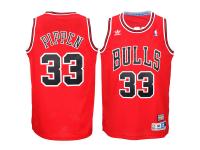 Scottie Pippen Chicago Bulls adidas Hardwood Classics Swingman Jersey - Red